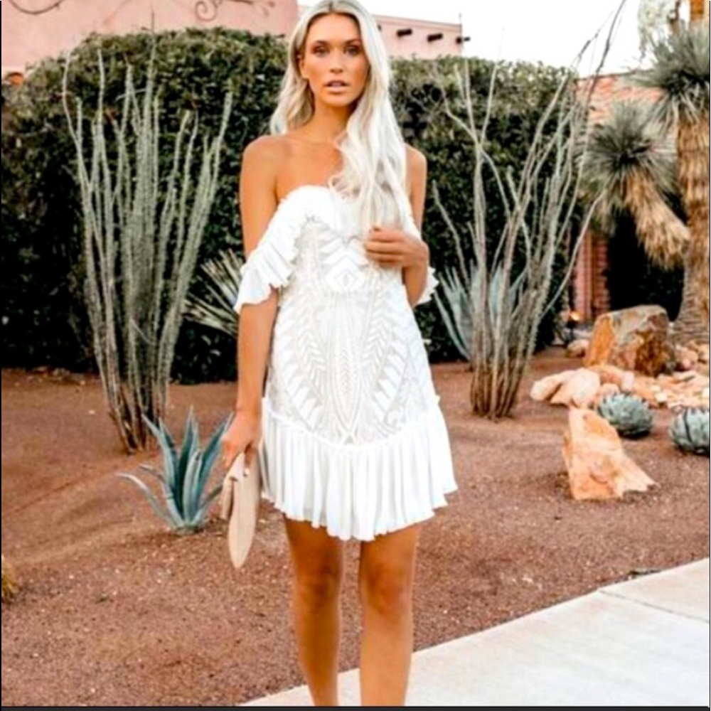 VICI Lace Off The Shoulder Ruffle Dress - White